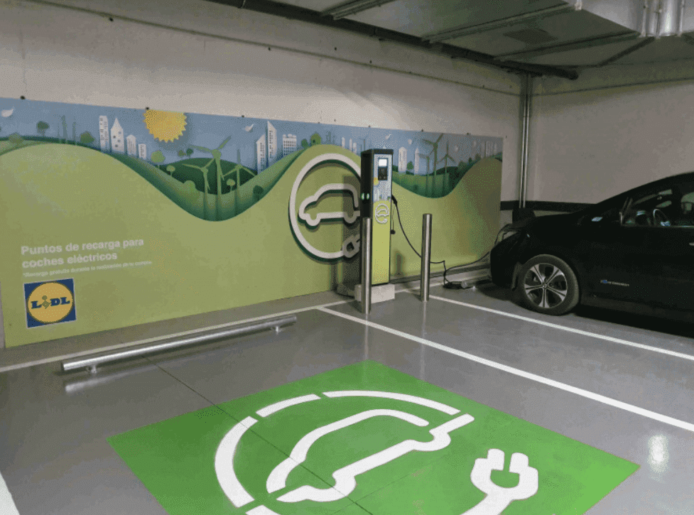 punto de recarga coche Lidl