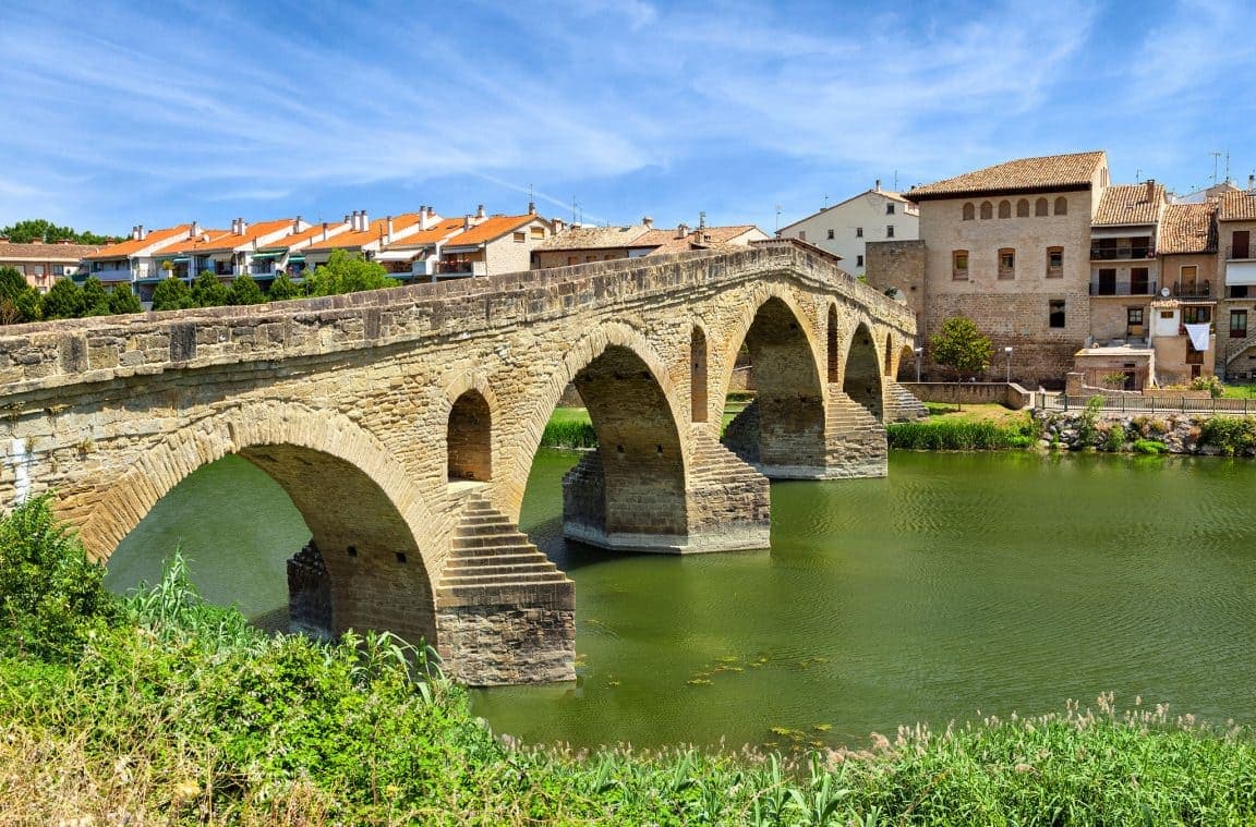 Puente la Reina.jpg