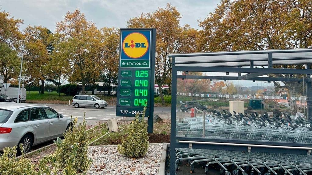 estación carga rápida Lidl